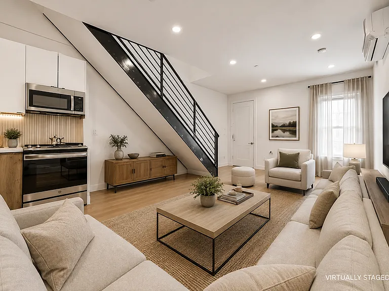 147 Stanhope St #4B — Photo 6