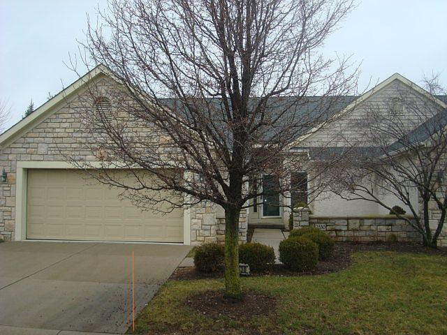 1st image of 2530 E Vi Lilly Cres