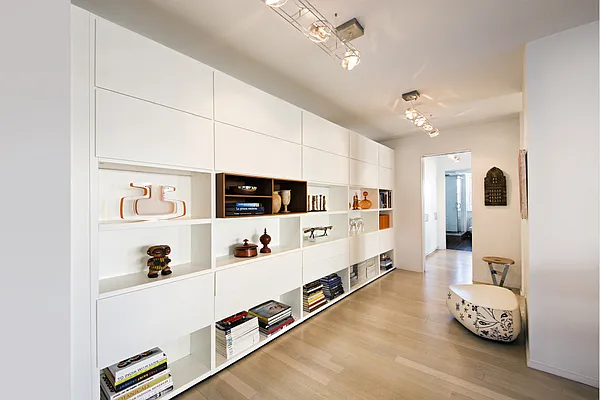 Sold by Stribling | media 17