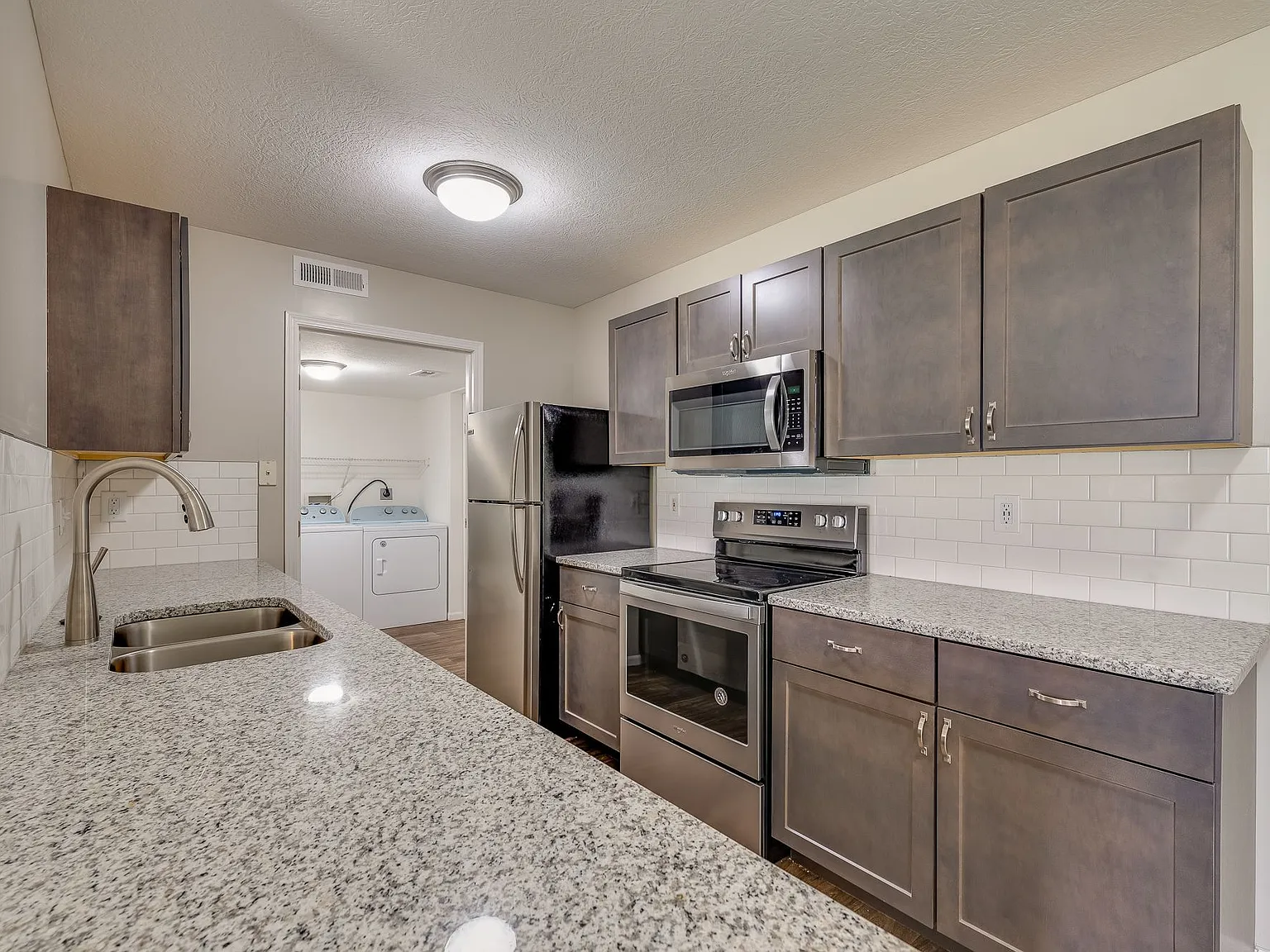 Watkins Glen Apartments — Photo 2