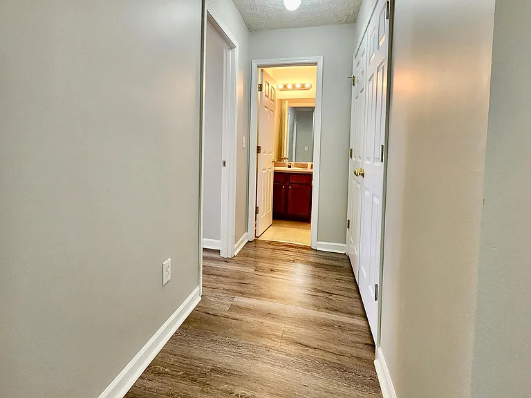 5361 Paramount View Way — Photo 16