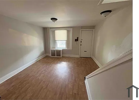 5647 Elliott St — Photo 1