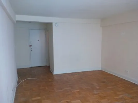 Rented by Classic Marketing- 530 Park1 | media 24