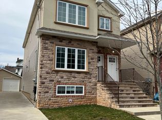 445 Deisius St, Staten Island, NY 10312
