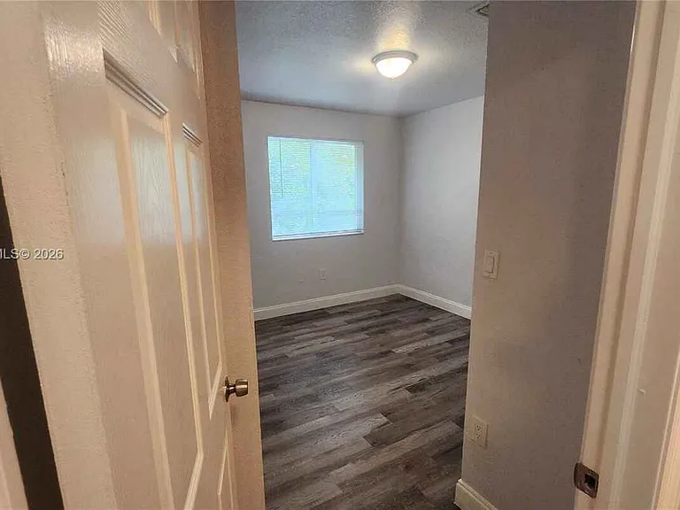 14004 NE 2nd Ct — Photo 13