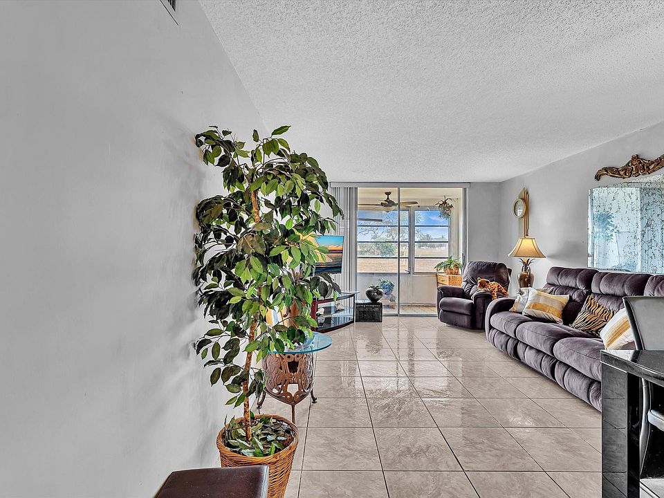 1st image of 9041 Sunrise Lakes Boulevard #113
