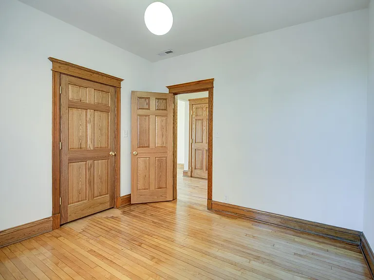 848 W Waveland Ave #3 — Photo 9