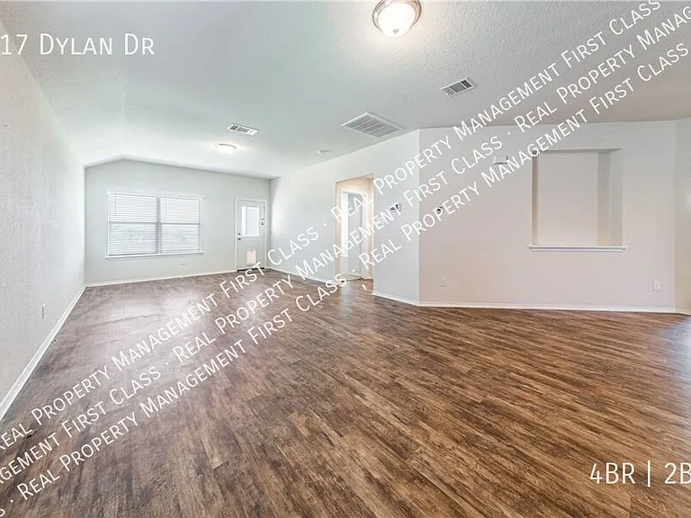 117 Dylan Dr — Photo 8