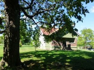 14746 W 575 N, Jasonville, IN 47438