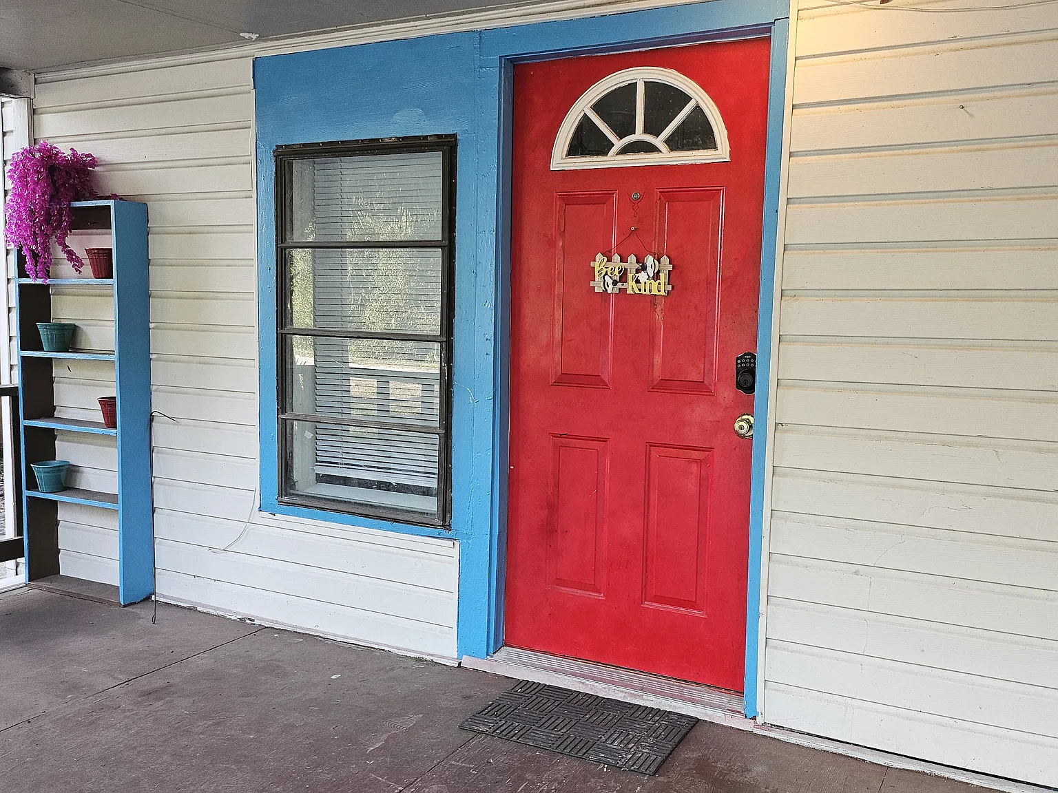 2 bed, 856 sqft, $1,450 — Photo 2