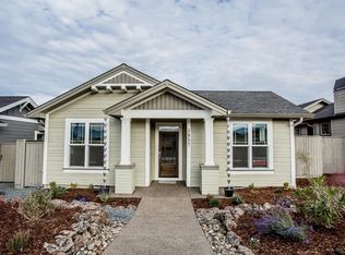 3857 Shamrock Dr, Medford, OR