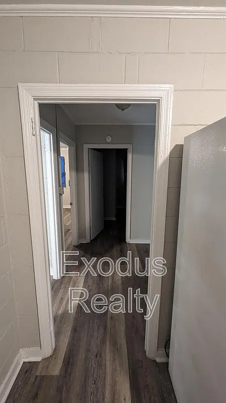 2 bed, 1.0 bath, 750 sqft, $1,100 — Photo 4