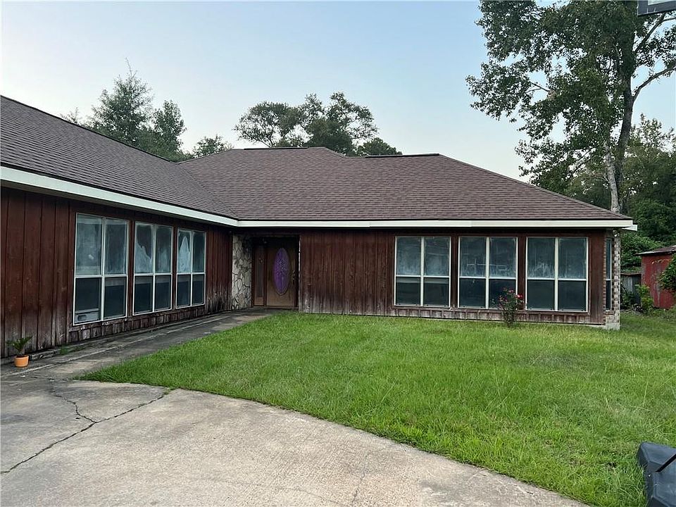 300 New St, Oakdale, LA 71463 MLS 169545 Zillow