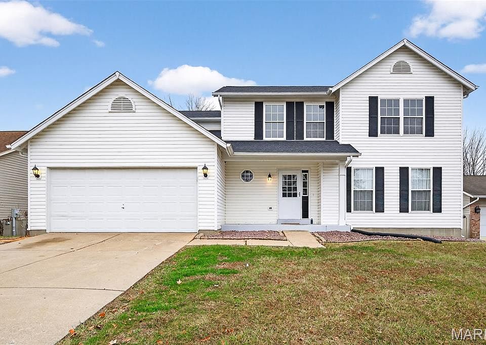 1st image of 79 Four Winds Dr