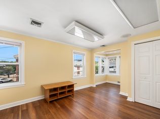 15 Thomas St #A1, North Providence, RI 02911