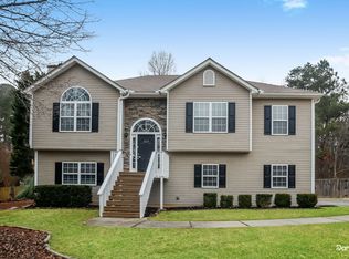 320 Clear Brook Trl, Douglasville, GA 30134