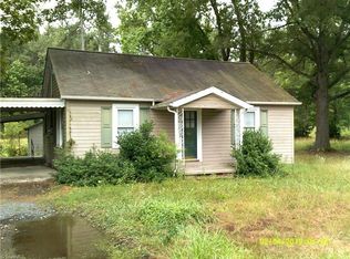 185 Railyard Rd, Star, NC 27356