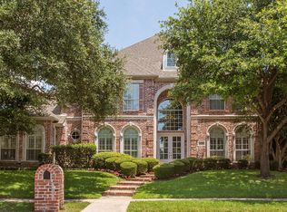 18704 Thorntree Ln, Dallas, TX 75252