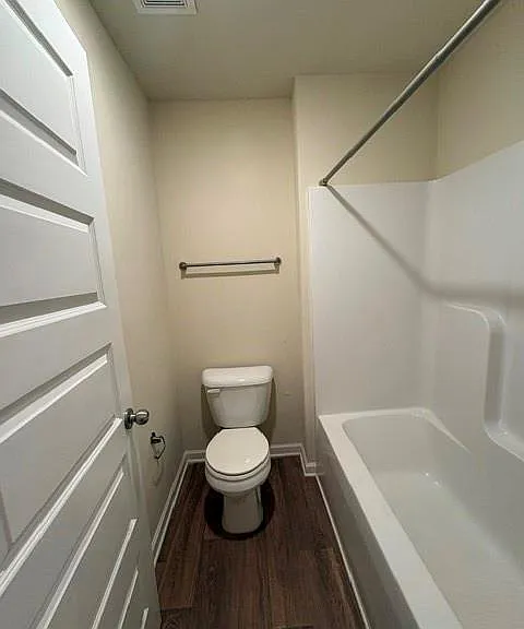 661 Carlton Pointe Dr #9 — Photo 15