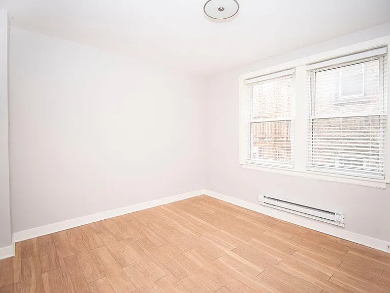 511 W Belmont Ave #28 — Photo 8
