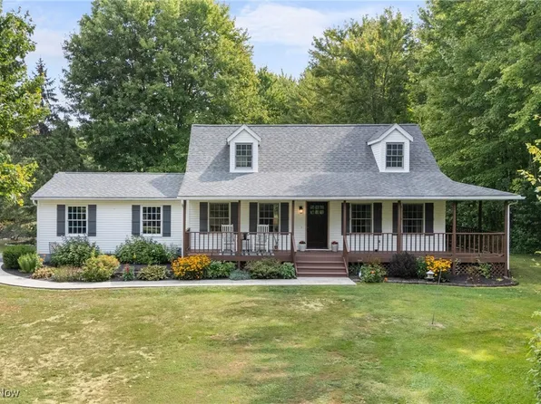 11154 Chamberlain Rd, Aurora, OH 44202