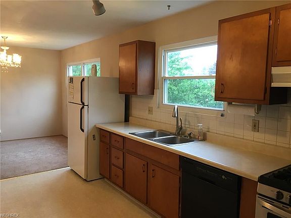 5th image of 5008 Woodrow Ave