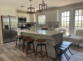 19714 Scenic Dr, Spicewood, TX 78669
