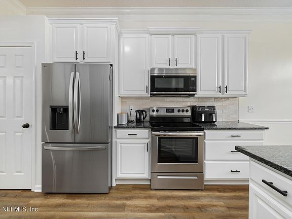 3rd image of 1708 MUIRFIELD Drive