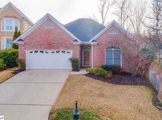 2 Green Arbor Ln, Greenville, SC 29615