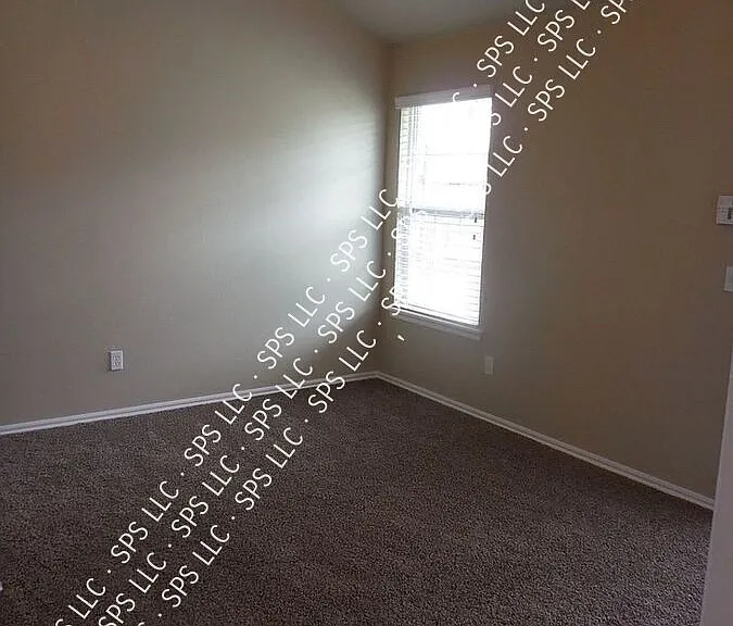 133 NE 23rd St #B — Photo 4