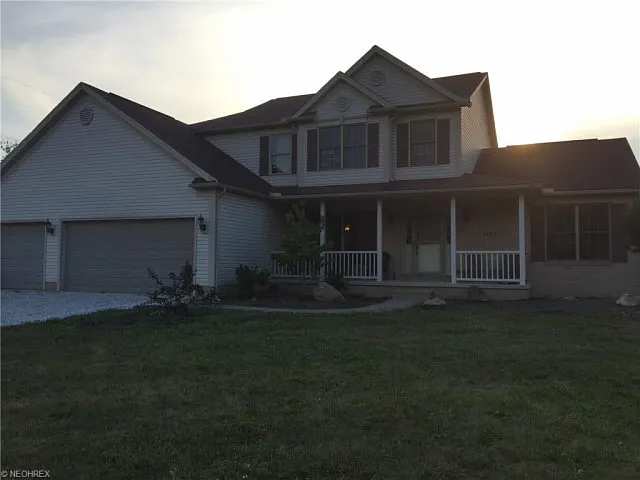 1430 Johns Rd photo 1