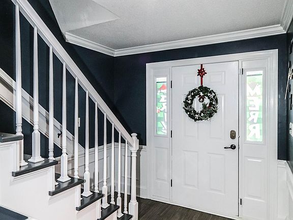 5th image of 231 Knollcrest Rd