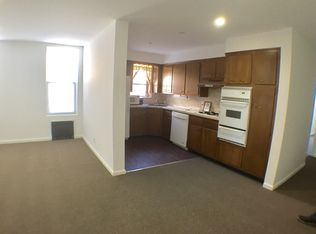 2467 35th St #1F, Astoria, NY 11103