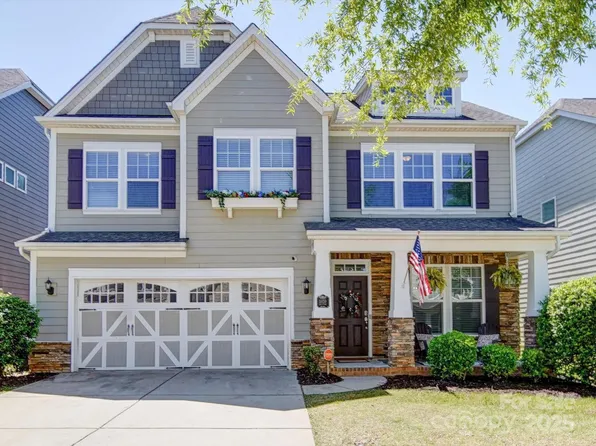 1020 Equipoise Dr, Indian Trail, NC 28079