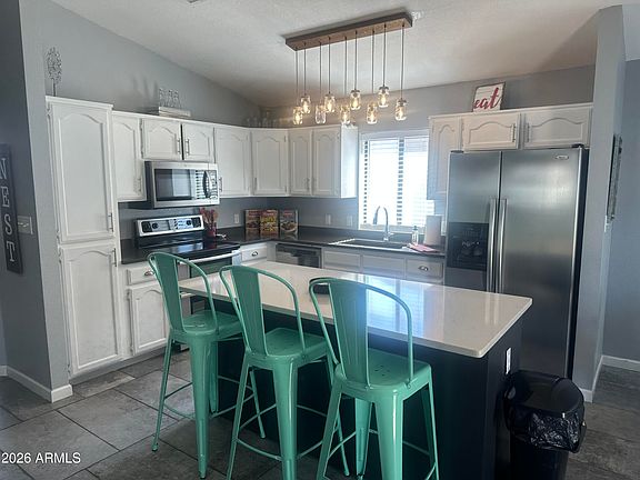 4th image of 2703 NORTHRIDGE Street