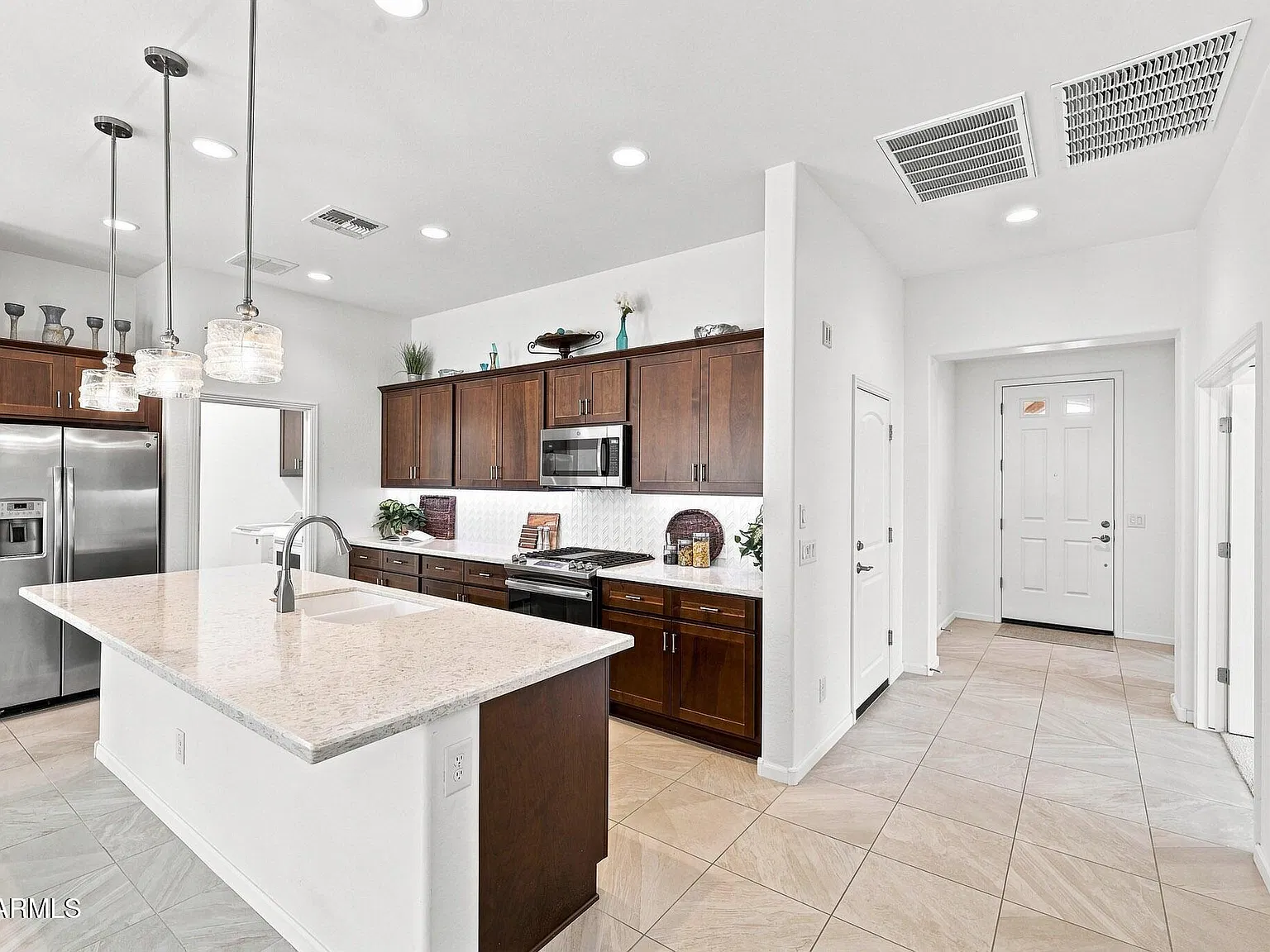 2 bed, 2.0 bath, 1629 sqft, $2,650 — Photo 4