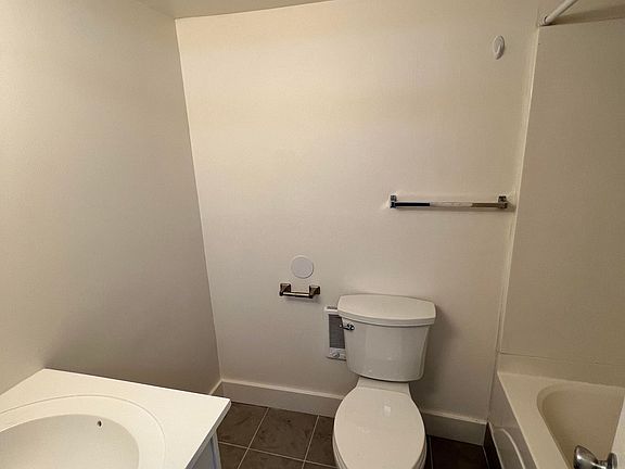 5th image of 509 Wyckoff Rd #2