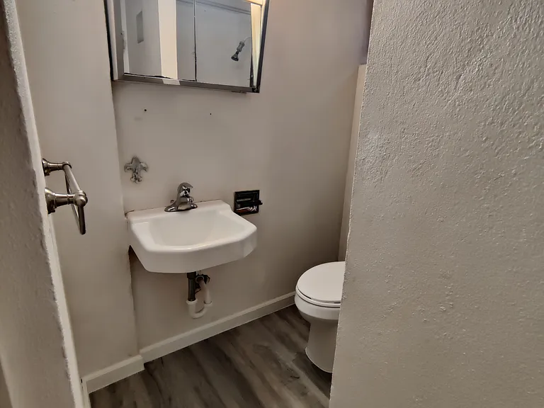 5735 Xerxes Ave S — Photo 16