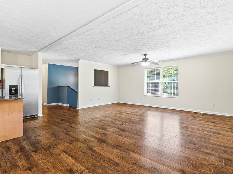 1690 River Bend Rd — Photo 16