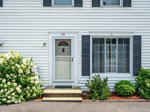 3rd image of 98 Felton St #98