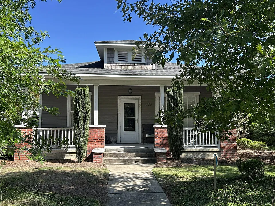 320 Greenville Ave
