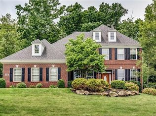 1029 Sophia Ln, Mars, PA 16046