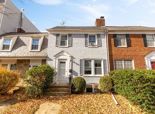 1710 37th St NW #2, Washington, DC 20007