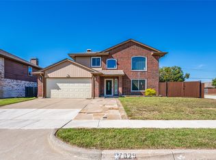 7029 Brookdale Dr, Watauga, TX 76148
