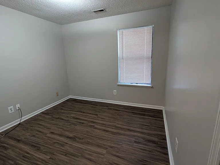 171 Hummingbird Ave #A — Photo 8