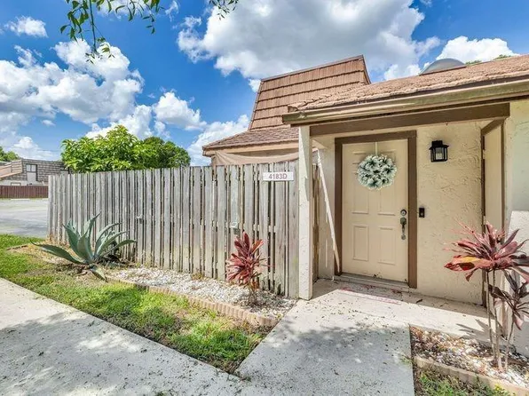 4183 Palm Bay Circle #D, West Palm Beach, FL 33406