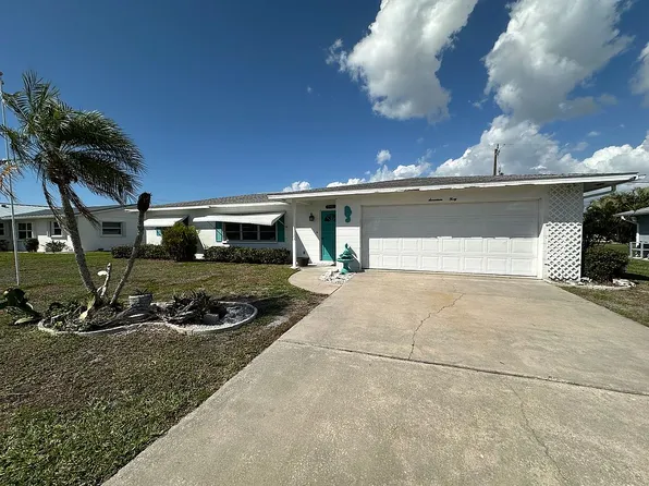 1740 Loralin Dr, Englewood, FL 34223