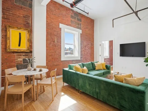 850 Grand Ave Unit 201, New Haven, CT 06511