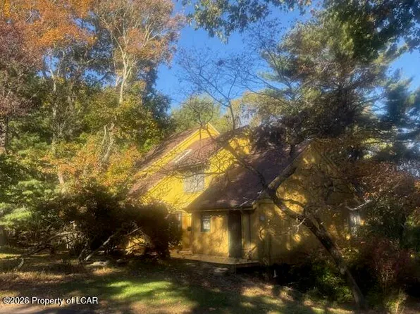 113 Jackson Rd, Shavertown, PA 18708