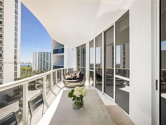 2nd image of 15901 Collins Ave APT 707